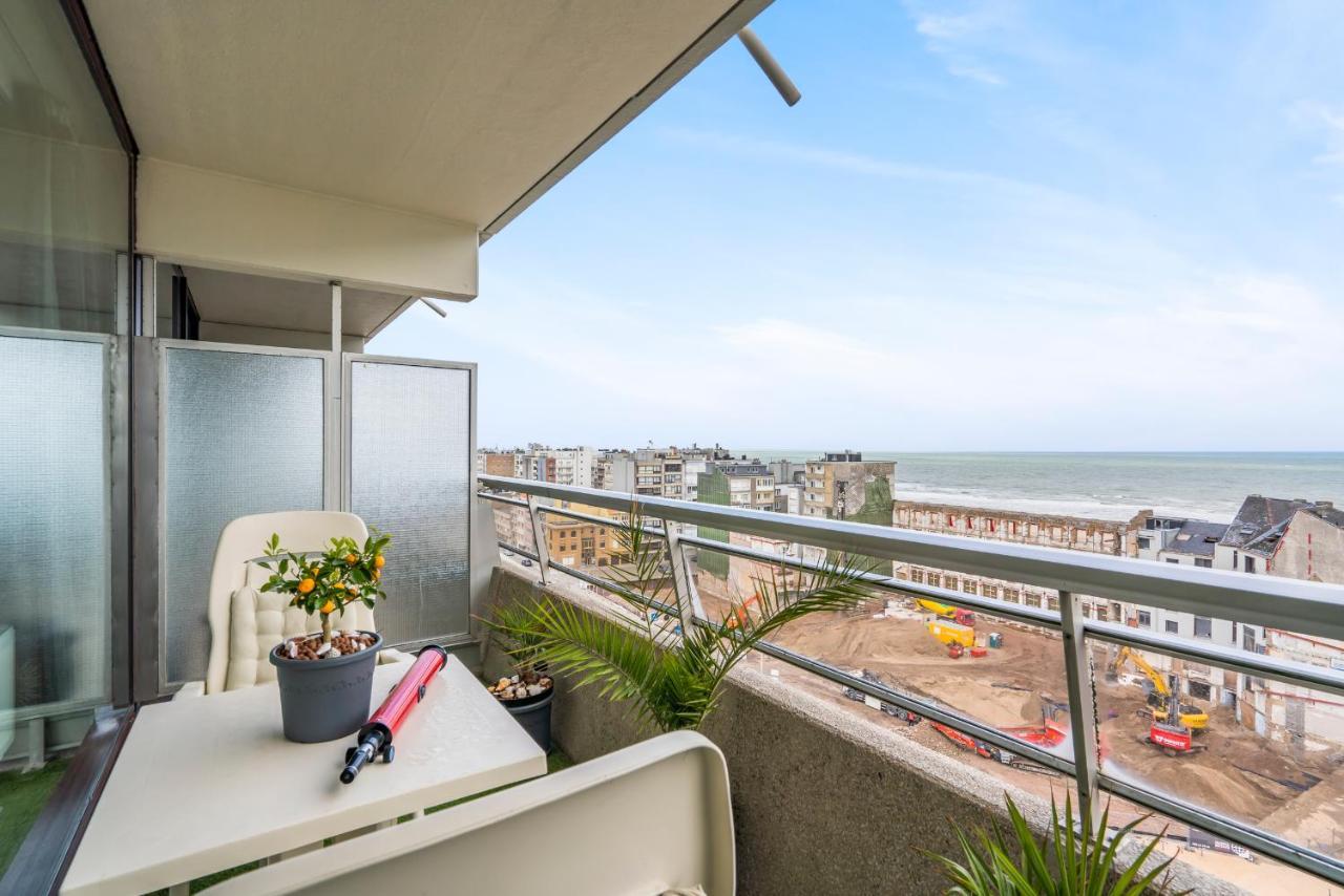 Luxueuze Vakantiestudio Met Zeezicht En Terras In Oostende Экстерьер фото