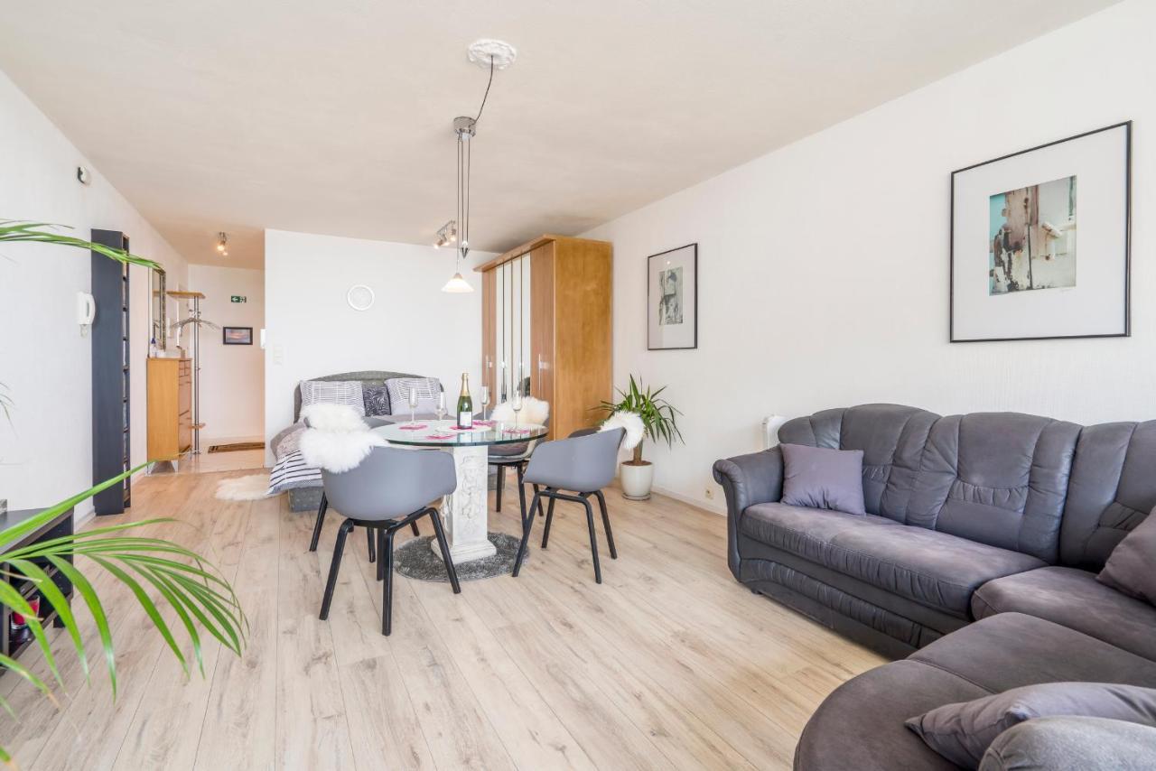 Luxueuze Vakantiestudio Met Zeezicht En Terras In Oostende Экстерьер фото