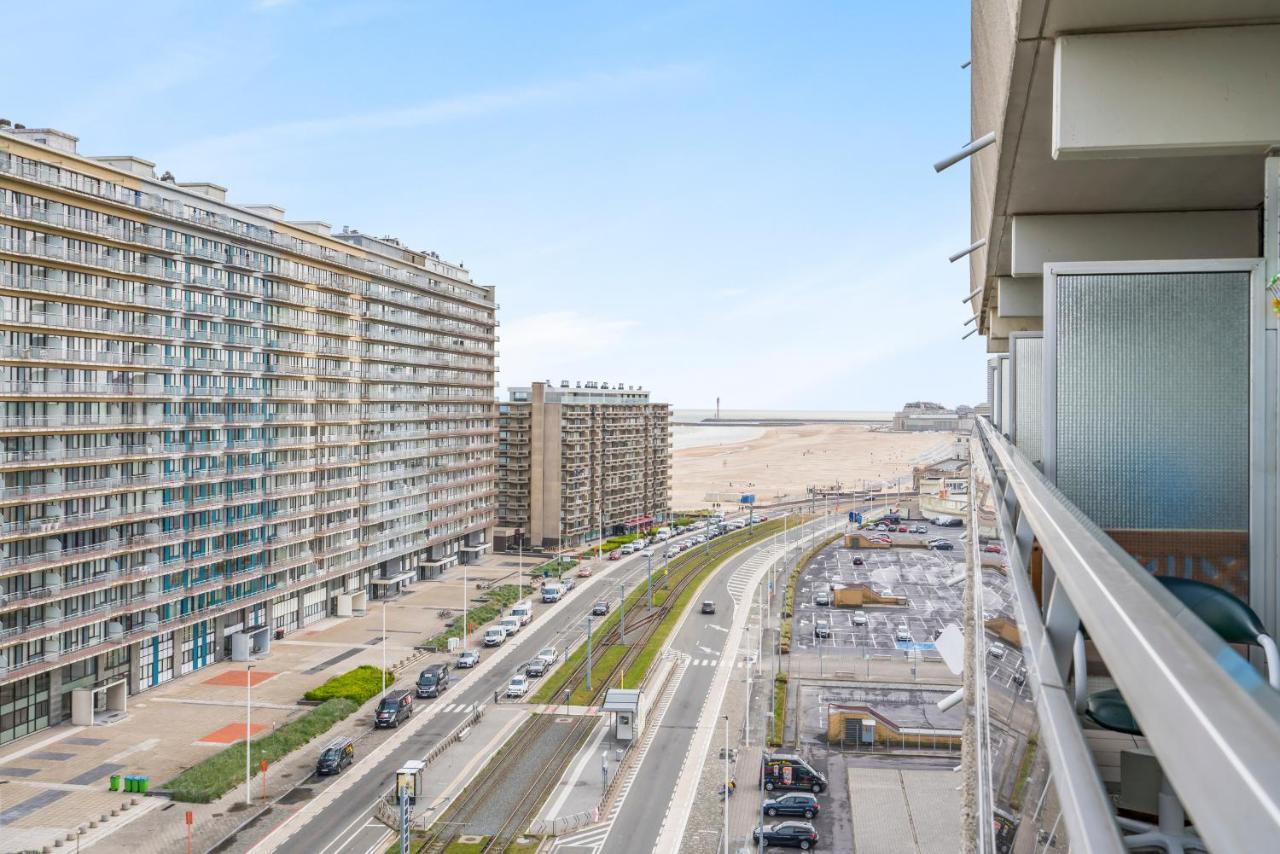 Luxueuze Vakantiestudio Met Zeezicht En Terras In Oostende Экстерьер фото
