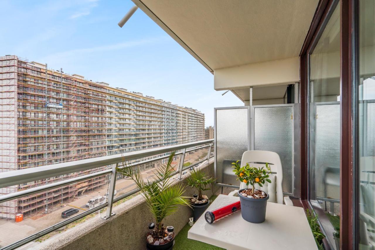Luxueuze Vakantiestudio Met Zeezicht En Terras In Oostende Экстерьер фото