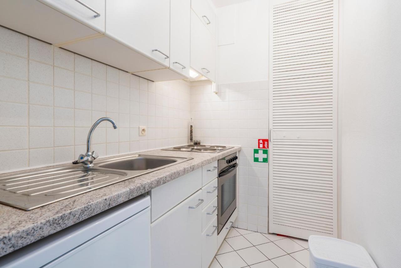 Luxueuze Vakantiestudio Met Zeezicht En Terras In Oostende Экстерьер фото