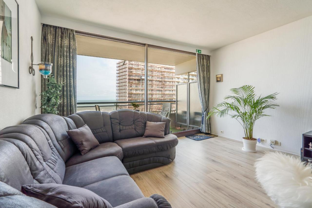 Luxueuze Vakantiestudio Met Zeezicht En Terras In Oostende Экстерьер фото